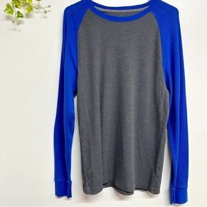 Old Navy Gray Textured Knit long sleeve raglan Top